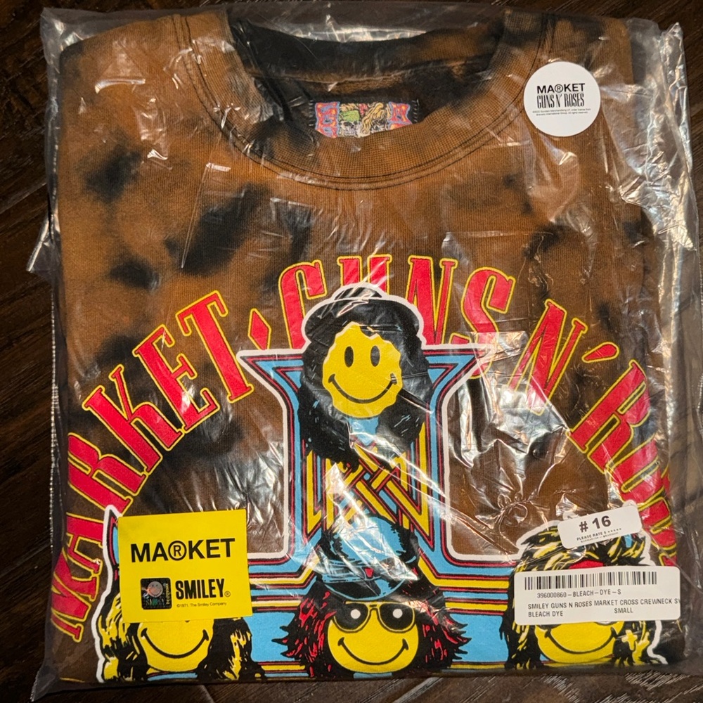 🌹 NWOT! Market x Smiley x Guns N’ roses Tie Dye Sweatshirt - Picture 5 of 7